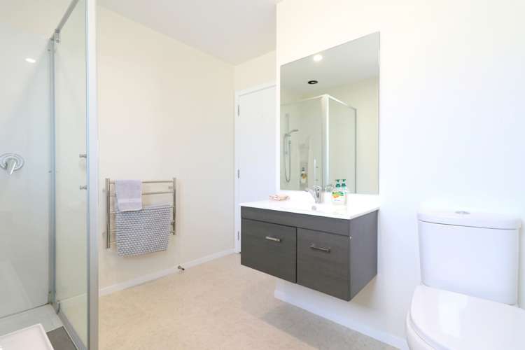 213 Queens Drive Windsor_22