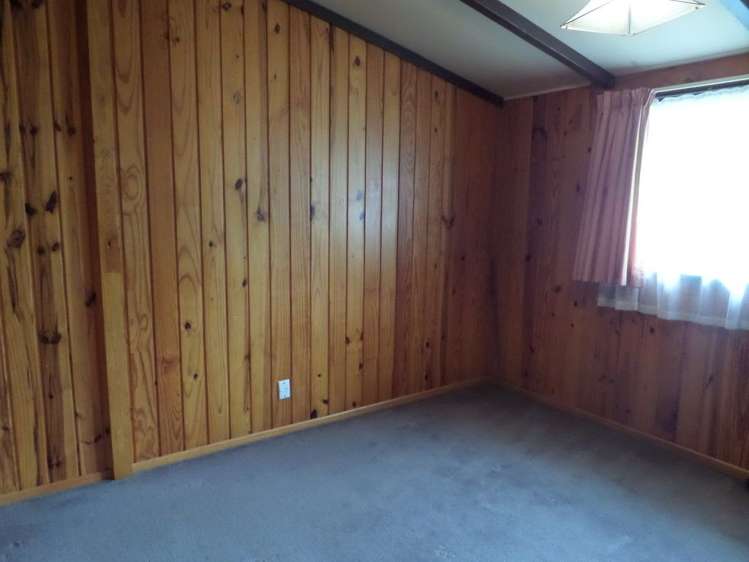 1 William Benton Street Featherston_13