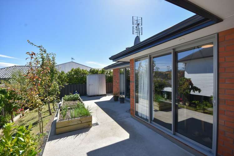 73 Severn Street Green Island_14