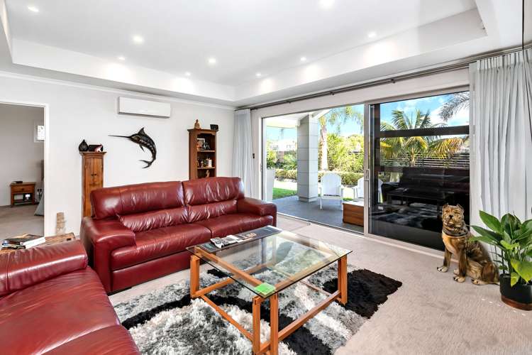 2 Paradise Point Place One Tree Point_15