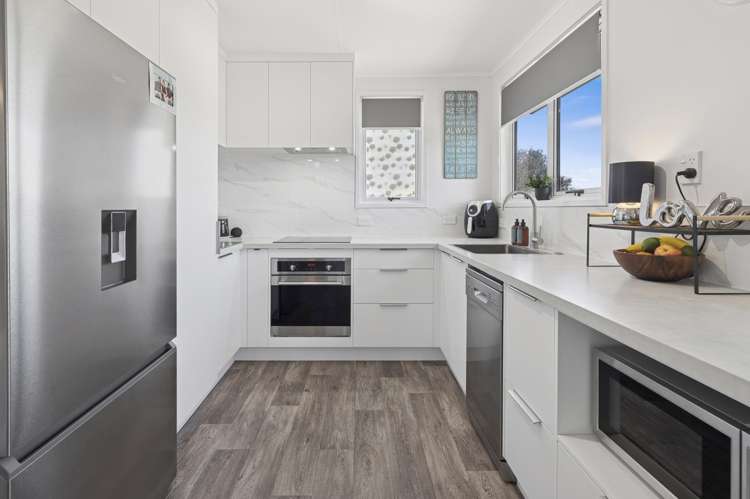 304 Clayton Road Pukehangi_6