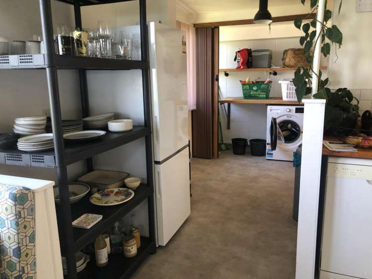 47 Weir Crescent Onerahi_10