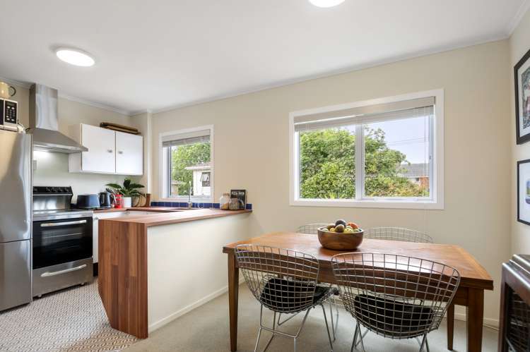 2/132a Taylors Road Mount Albert_12