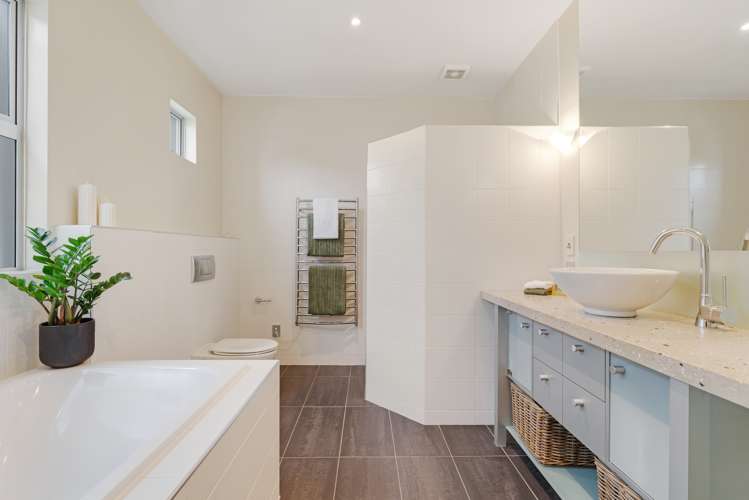 6 Queenstown Road Hillsborough_20