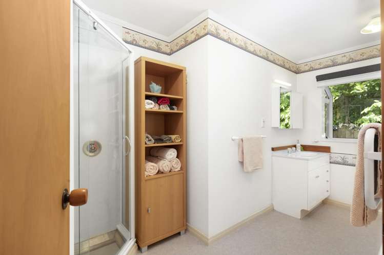 23 Renown Road Raumati South_19