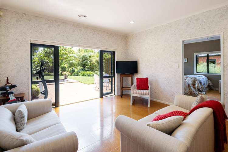 31 Montrose Crescent Huntington_18