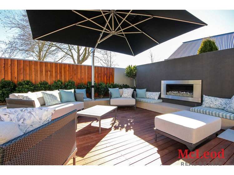 19 Country Place_4