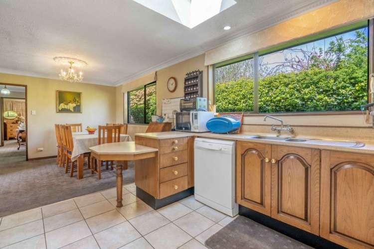 779 Queens Drive Waikiwi_16