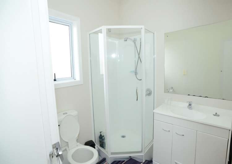 81 Lothian Crescent Strathern_7