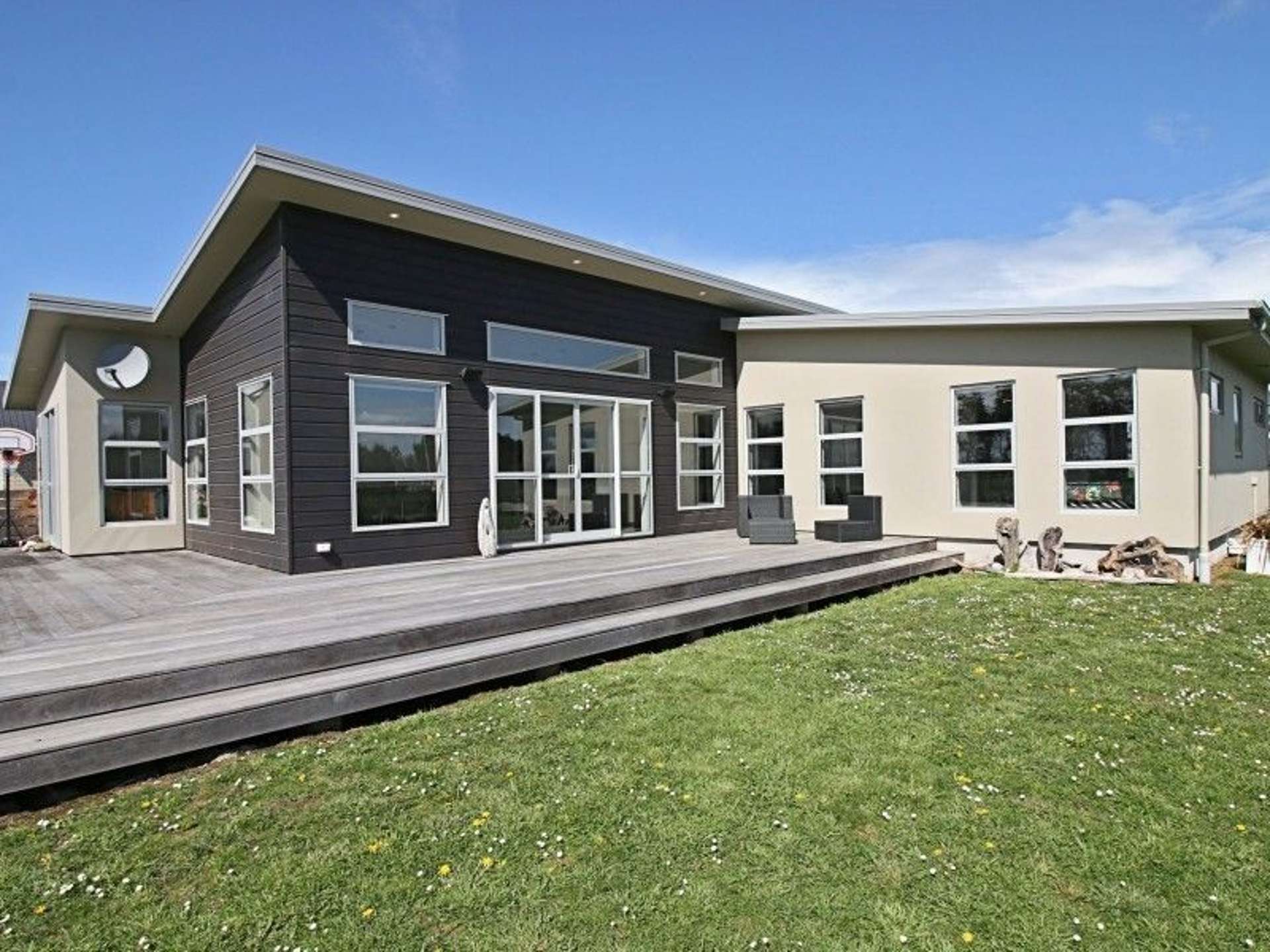 11 Marama Avenue South Otatara_0