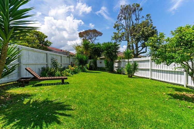 92 Astley Ave New Lynn_16