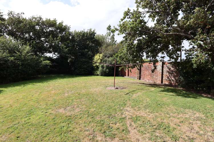 54 Louisa Street Gladstone_21