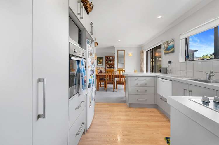 49a Robertson Street Glenholme_6