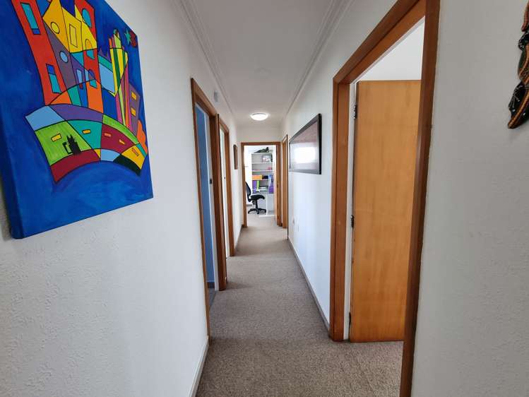 16 Keith Road Paroa_10