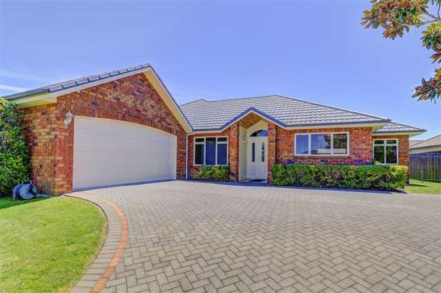 7 Cairns Crescent Rototuna_1