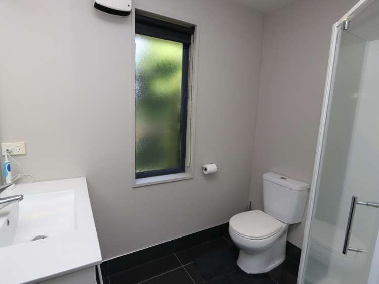 16 Somerset Grove Allenton_14