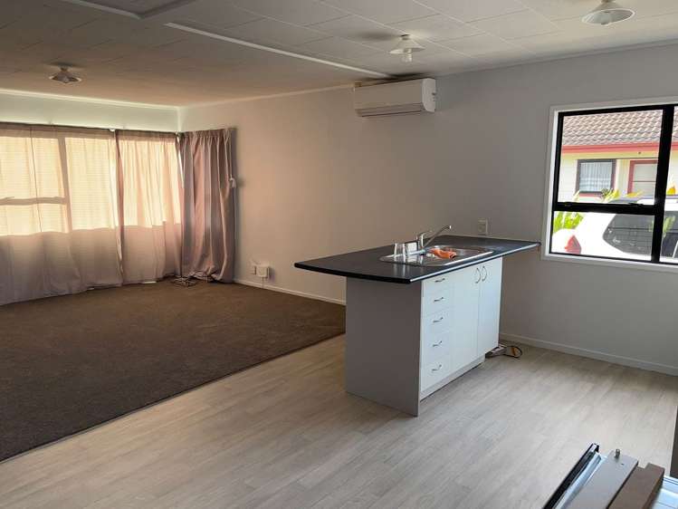 6 Glenlea Place Flat Bush_3