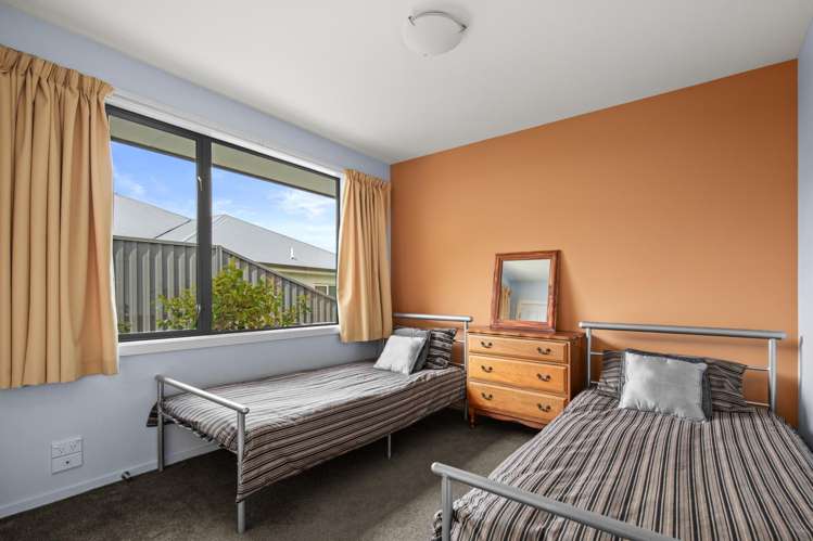 56 Shields Street Clyde_15