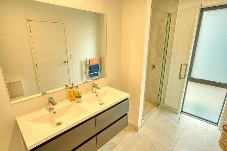 61 Ashley Drive Paroa_20