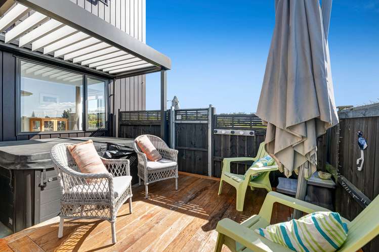 3 Koura Drive Red Beach_7