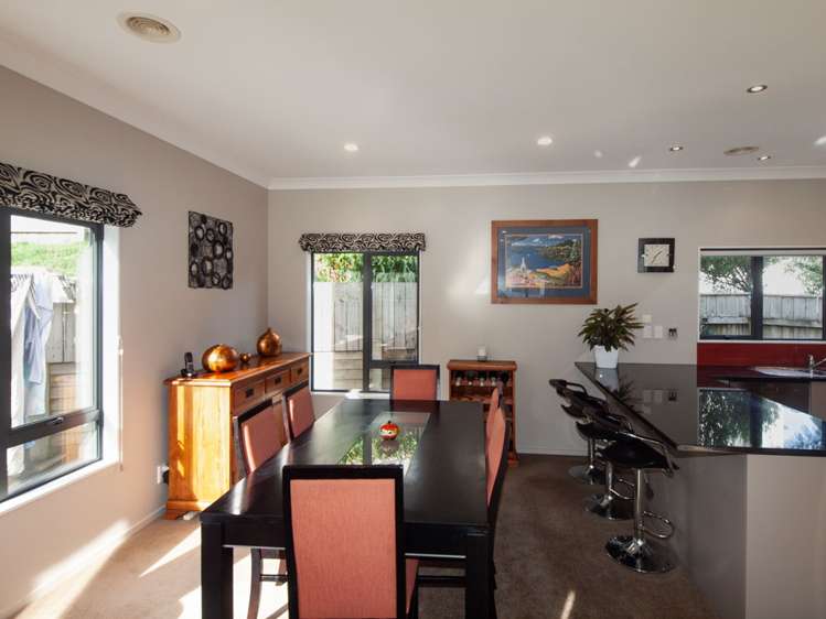 8 Cheetwood Street Churton Park_6