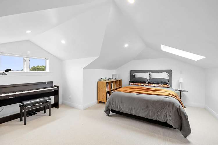 68 Wallace Place Westown_15