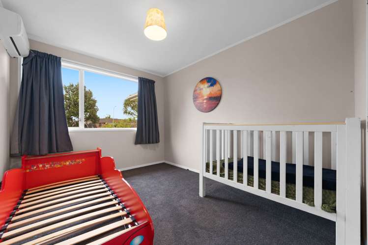 17 Gibbons Road Weymouth_10