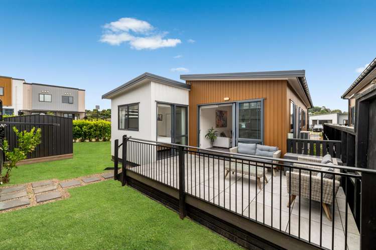 42 Tahere Road Flat Bush_2