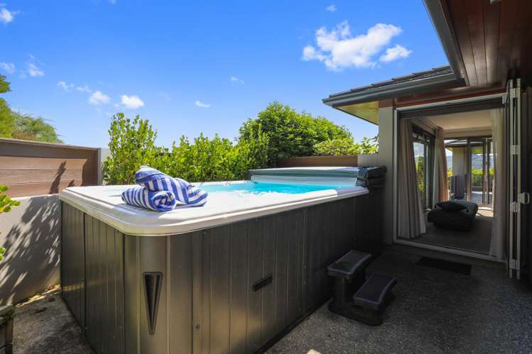 1 Locheagles Rise Kinloch_15