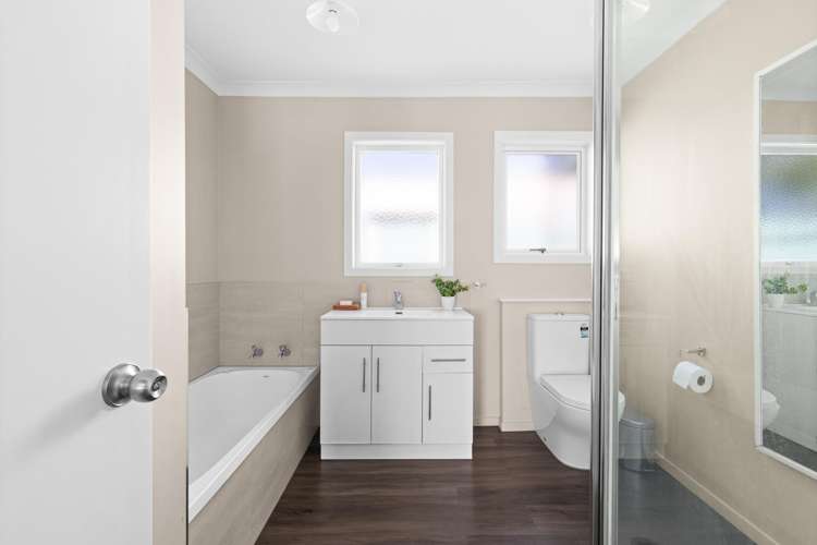 22 Scully Crescent Onekawa_12