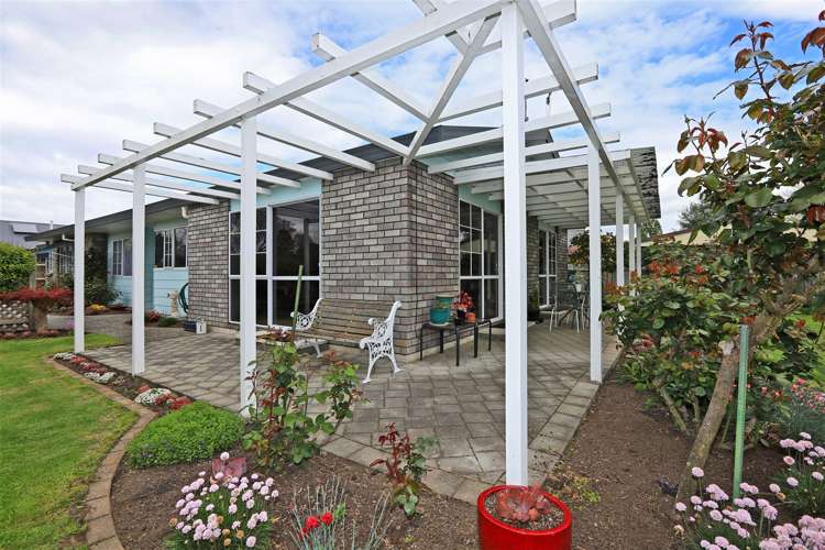 1229 Louie Street Parkvale_5