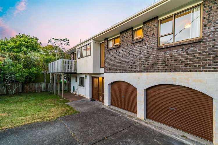 212 Royal Road Massey_34