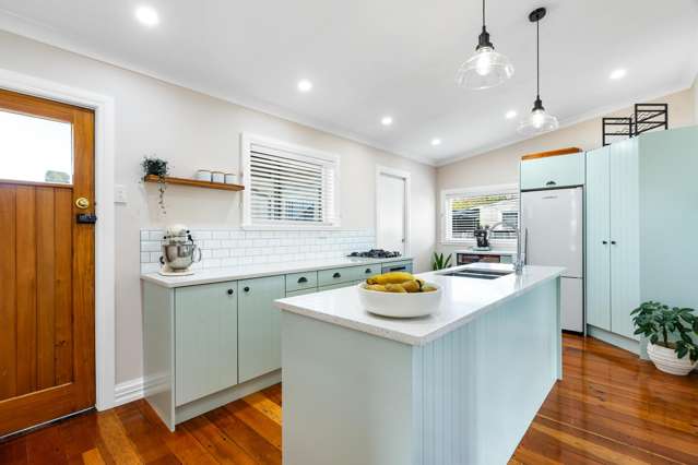 706 Seddon Street Raureka_2