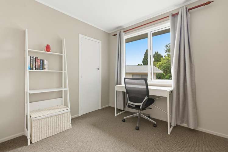 129 Kingswood Road Brookfield_23