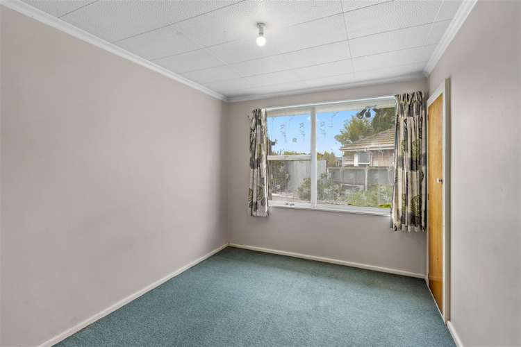 4 Davidson Crescent Hornby_7