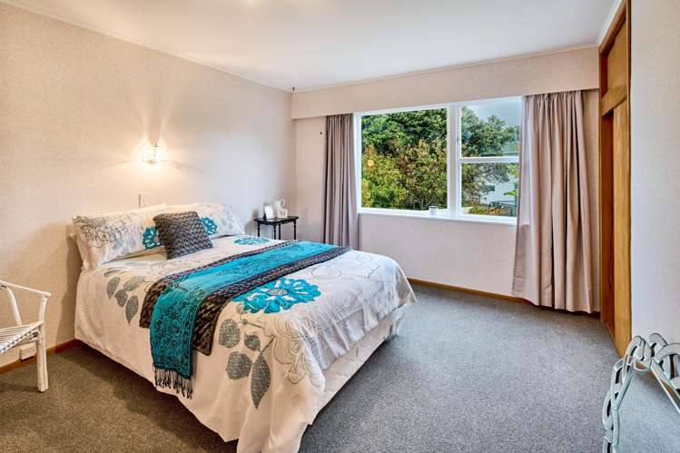 16 Clematis Grove Maungaraki_8