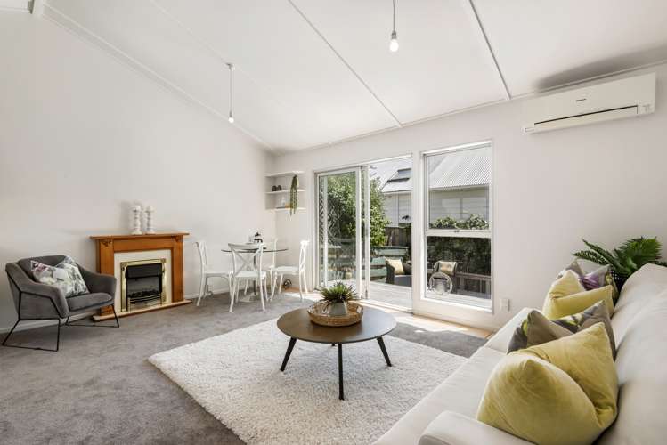 2/24 Hastings Parade Devonport_10