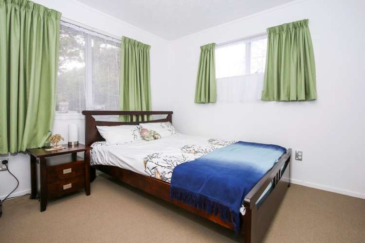 37 Kohekohe Street New Lynn_11