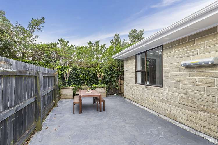 31 Hiwi Crescent Titahi Bay_22