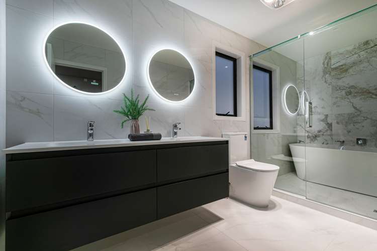 591 East Coast Road Browns Bay_8