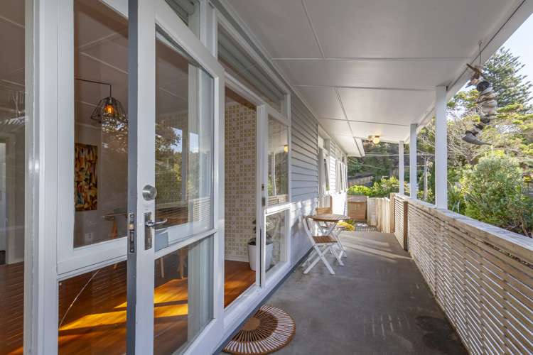 80 Renown Road Raumati South_9