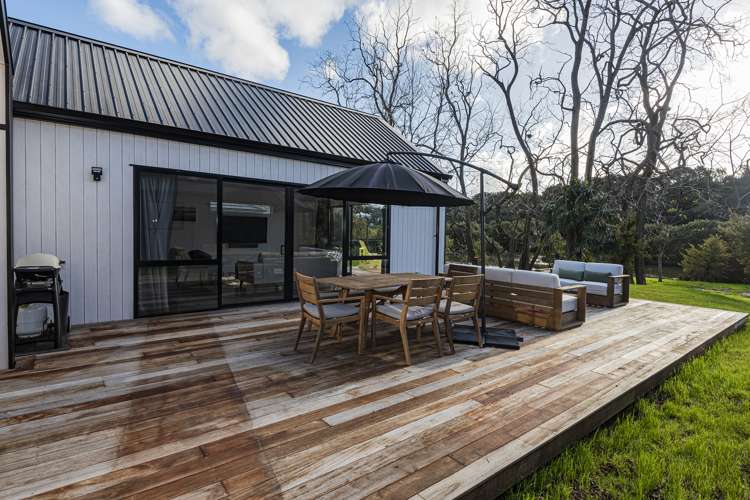 49c Vale Road Riverside_27