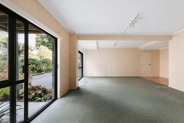 7 Waikareao Way Brookfield_24