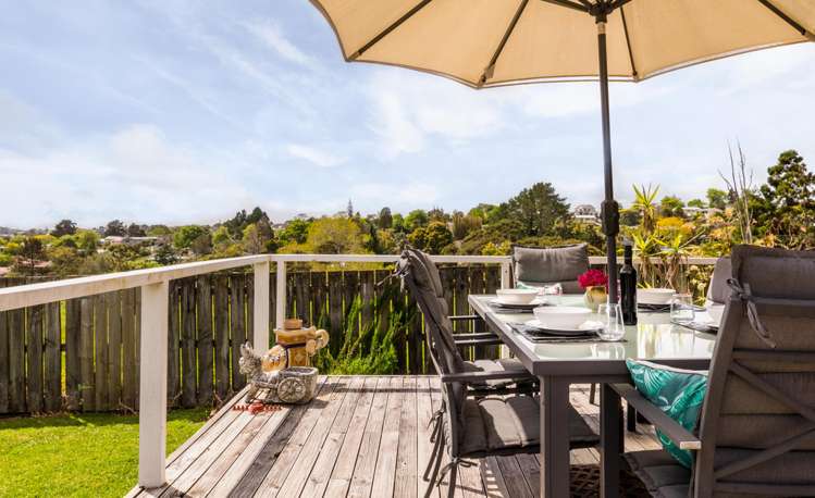 86 Rosier Road Glen Eden_15