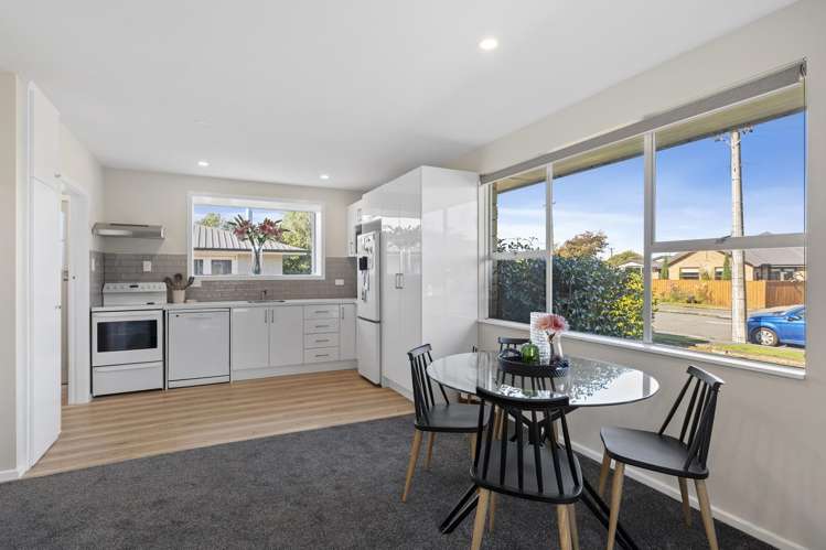 80 Nottingham Avenue_4