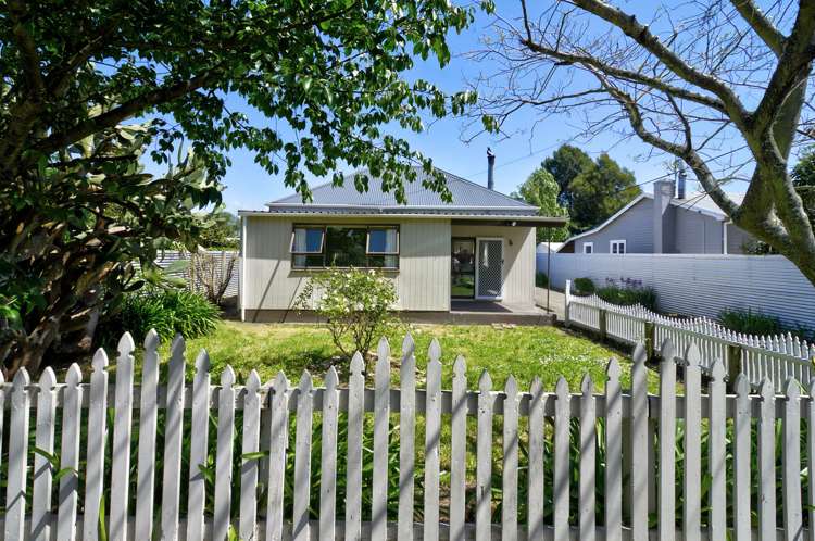 25 Clifton Avenue Carterton_17