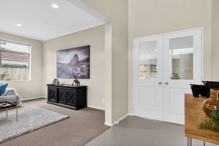 28 Pickaberry Avenue_2