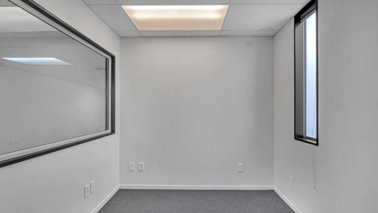 8/27 Waterman Place Ferrymead_6