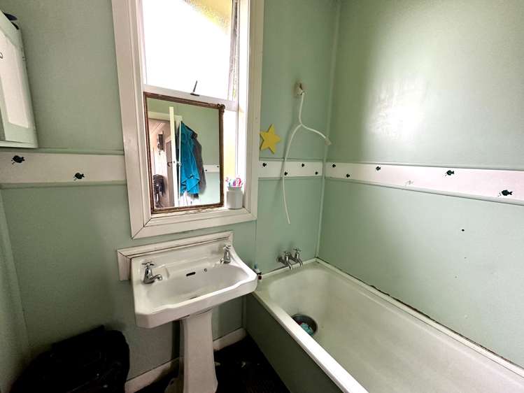 44 Lowestoft Street Balclutha_13