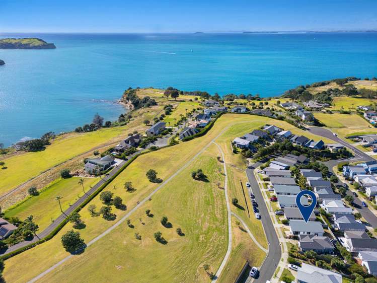 17 Barcliff Terrace Gulf Harbour_14